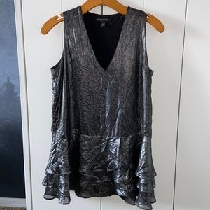 Banana Republic Women’s Sleeveless Gunmetal Shimmer 3 Ruffle Peplum Blouse XS